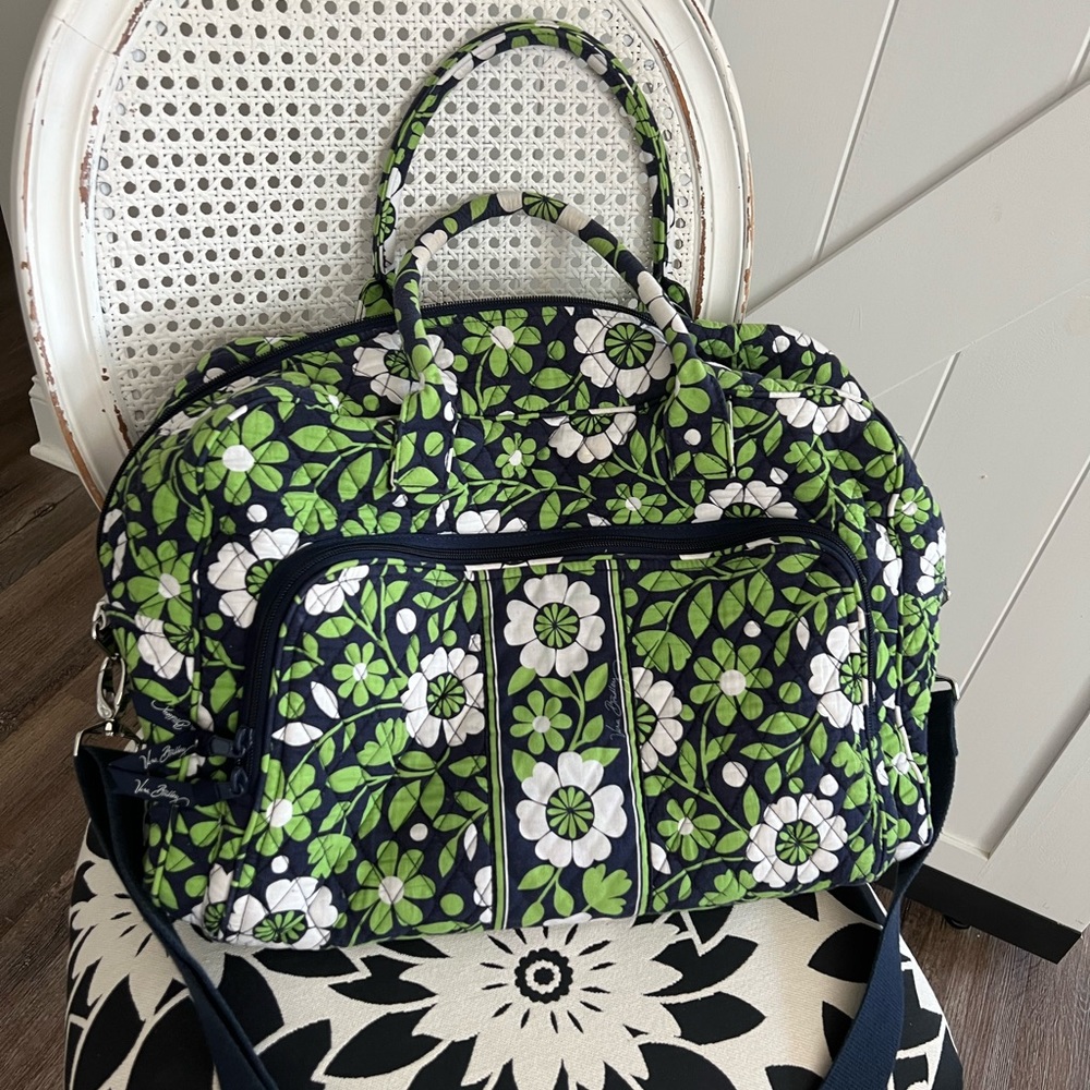 Vera Bradley- weekender travel bag- polka dots like new
